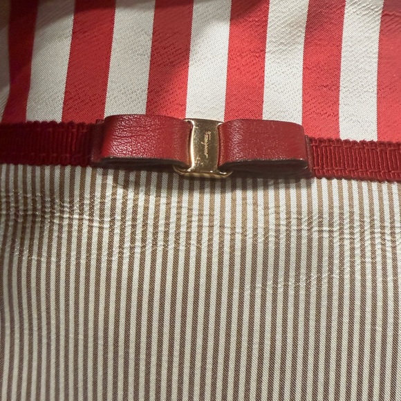 Vintage Ferragamo Red & Cream Striped Canvas Tote Bag Vara Bow - Picture 9 of 9